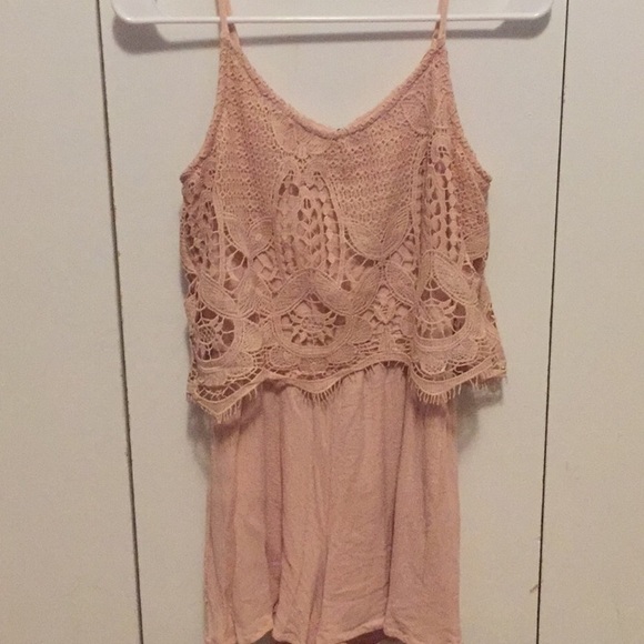 R O M P E R // Pink and Lace - Picture 2 of 5